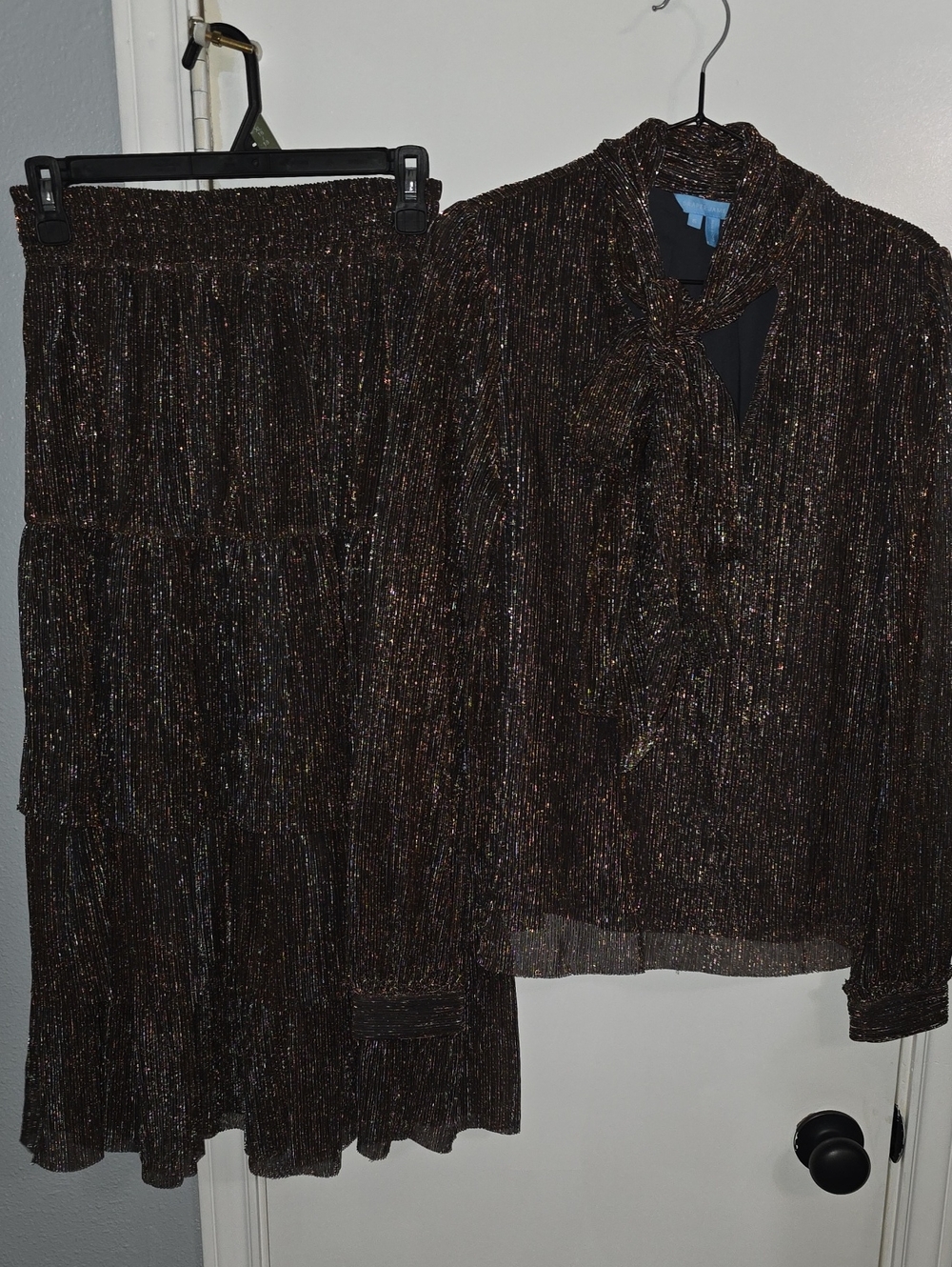 Draper James Black/Copper Metallic Tiered Midi Skirt Set Sz S